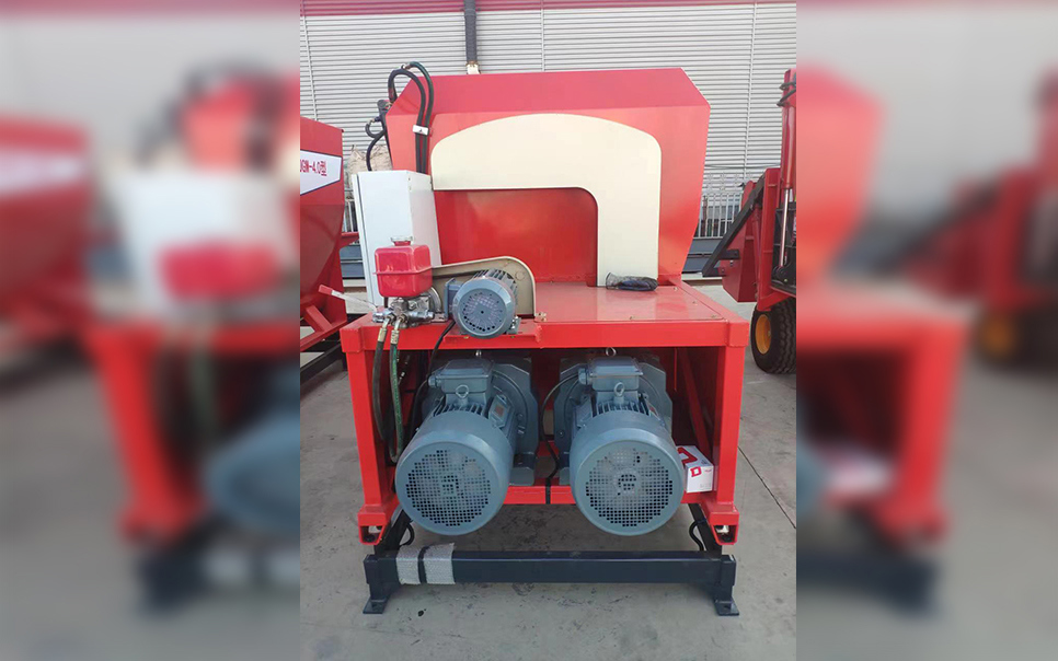 標(biāo)題：9JGW-6.0型固定臥式全混日糧攪拌機(jī)
瀏覽次數(shù)：70
發(fā)表時(shí)間：2023-12-12